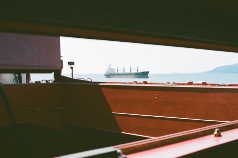 Canon EOS 3; 50mm f/1.2L; Portra 400