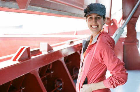 Canon EOS 3; 50mm f/1.2L; Portra 400